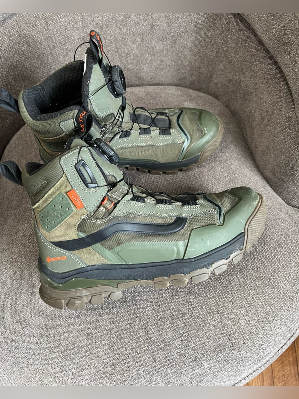 Vans UltraRange Exo Hi GORE-TEX BOA MTE-3 Shoe Size 9 - Picture 5 of 16